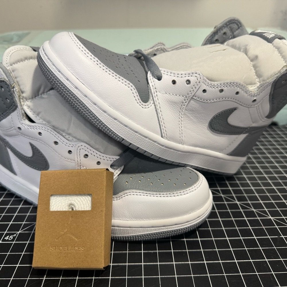 Nike Air Jordan Retro OG Stealth White Gray